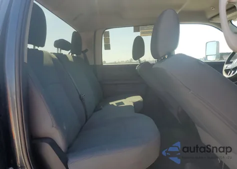 2018 Ram 3500 St z USA, uszkodzony, nr VIN 3C63RRGLXJG143887